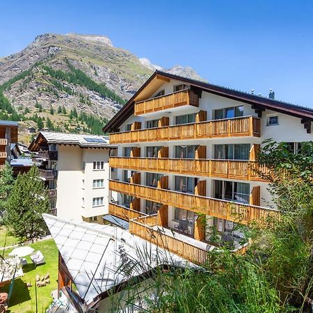 Jaegerhof Serviced Apartements Цермат Екстериор снимка