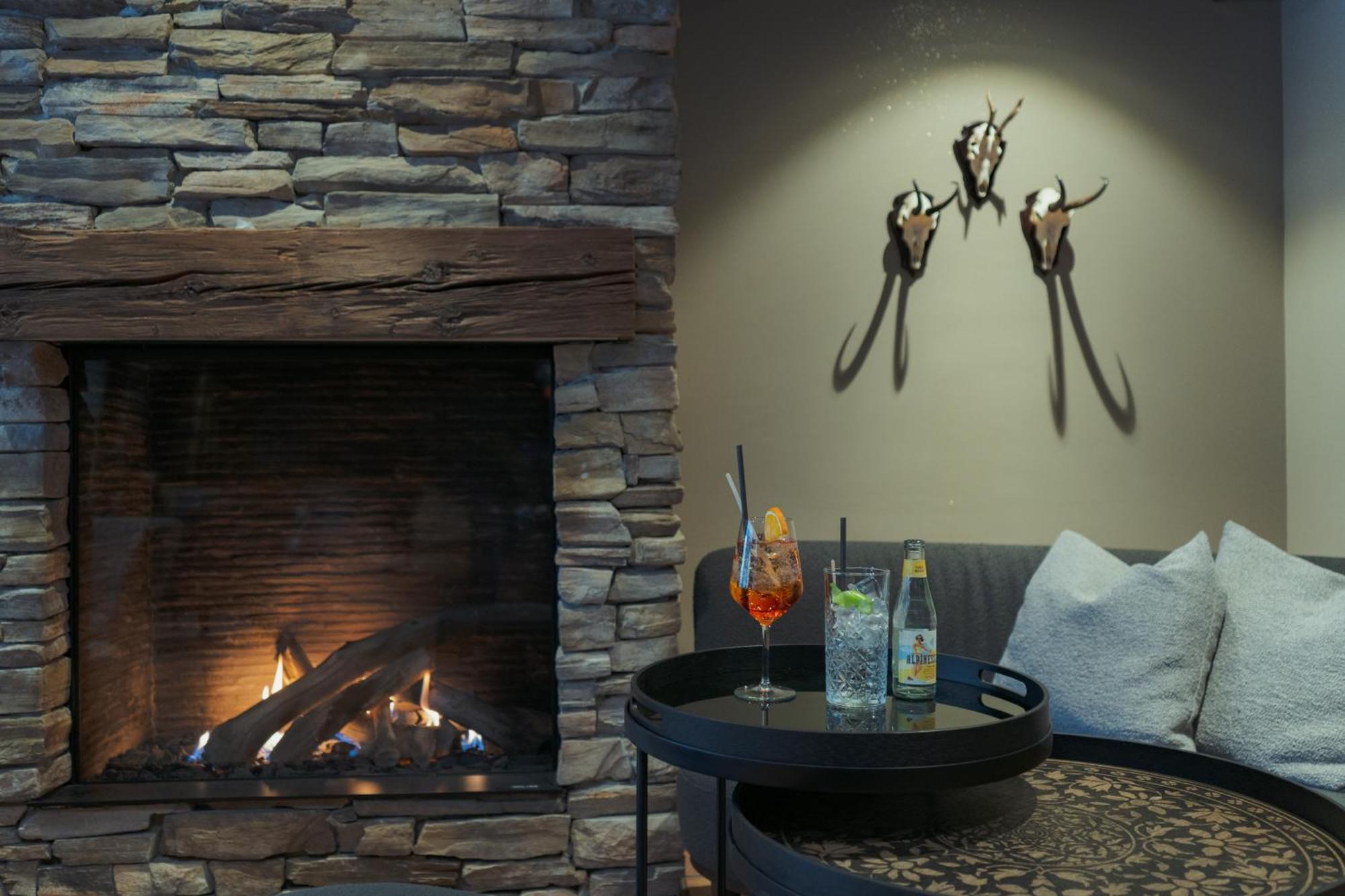 Jaegerhof Serviced Apartements Цермат Екстериор снимка