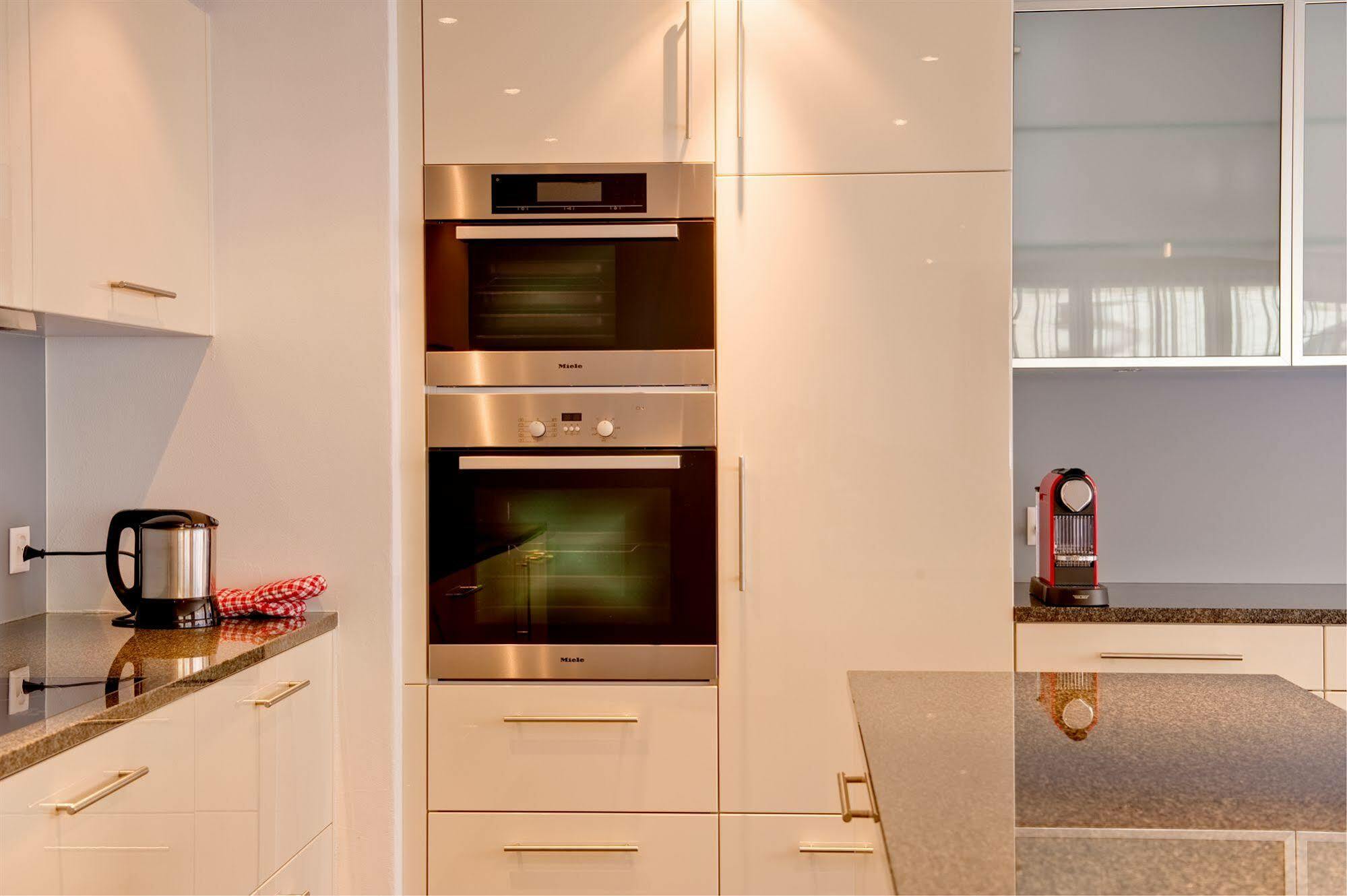 Jaegerhof Serviced Apartements Цермат Екстериор снимка