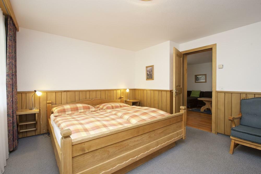 Jaegerhof Serviced Apartements Цермат Екстериор снимка